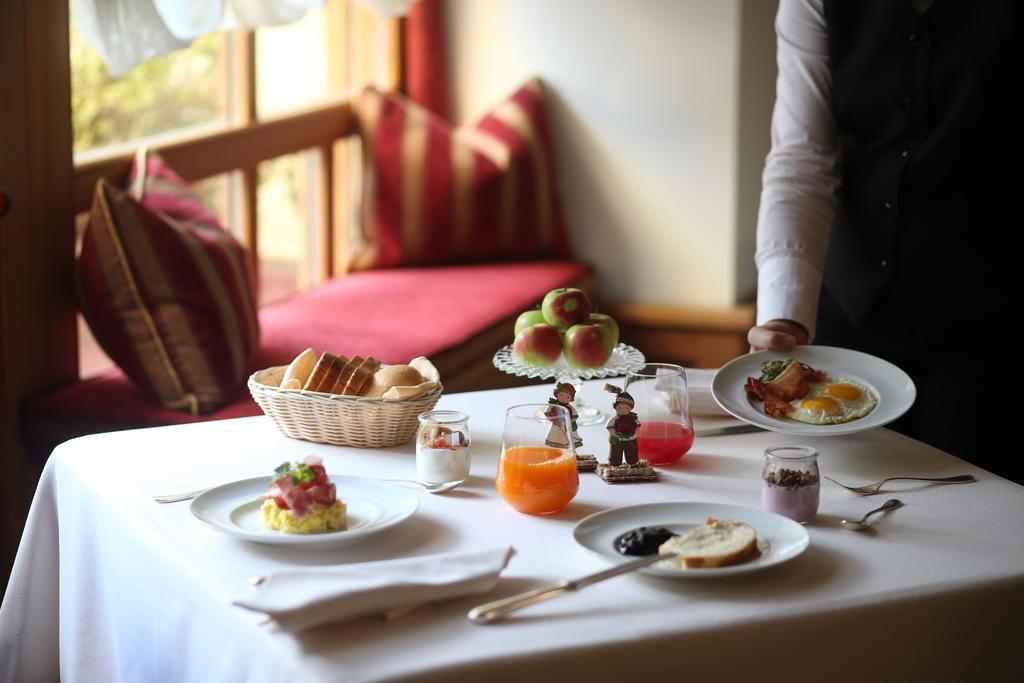 Alpen Suite Hotel Мадонна-ди-Кампильо Экстерьер фото
